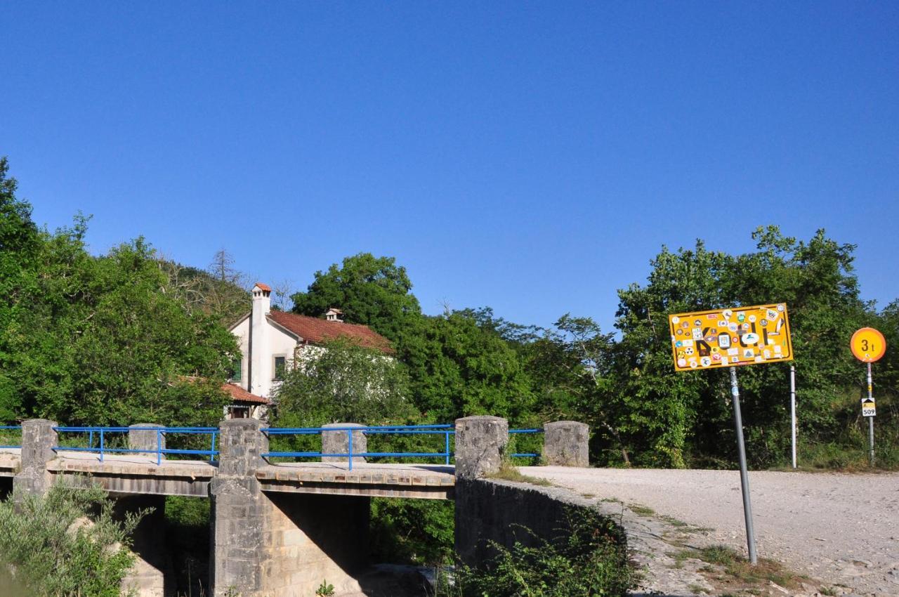 בוזט Traditional Stone House Kotli מראה חיצוני תמונה