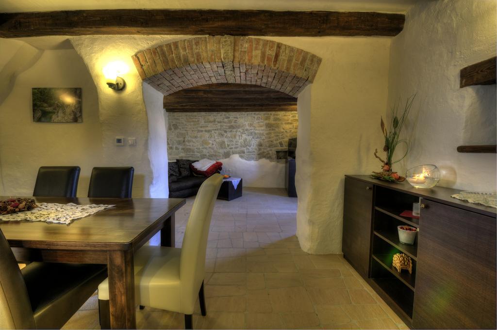 בוזט Traditional Stone House Kotli מראה חיצוני תמונה